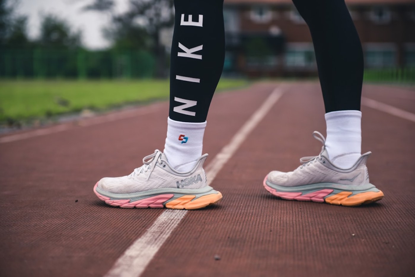 Chaussettes de compression vs manchons de mollet