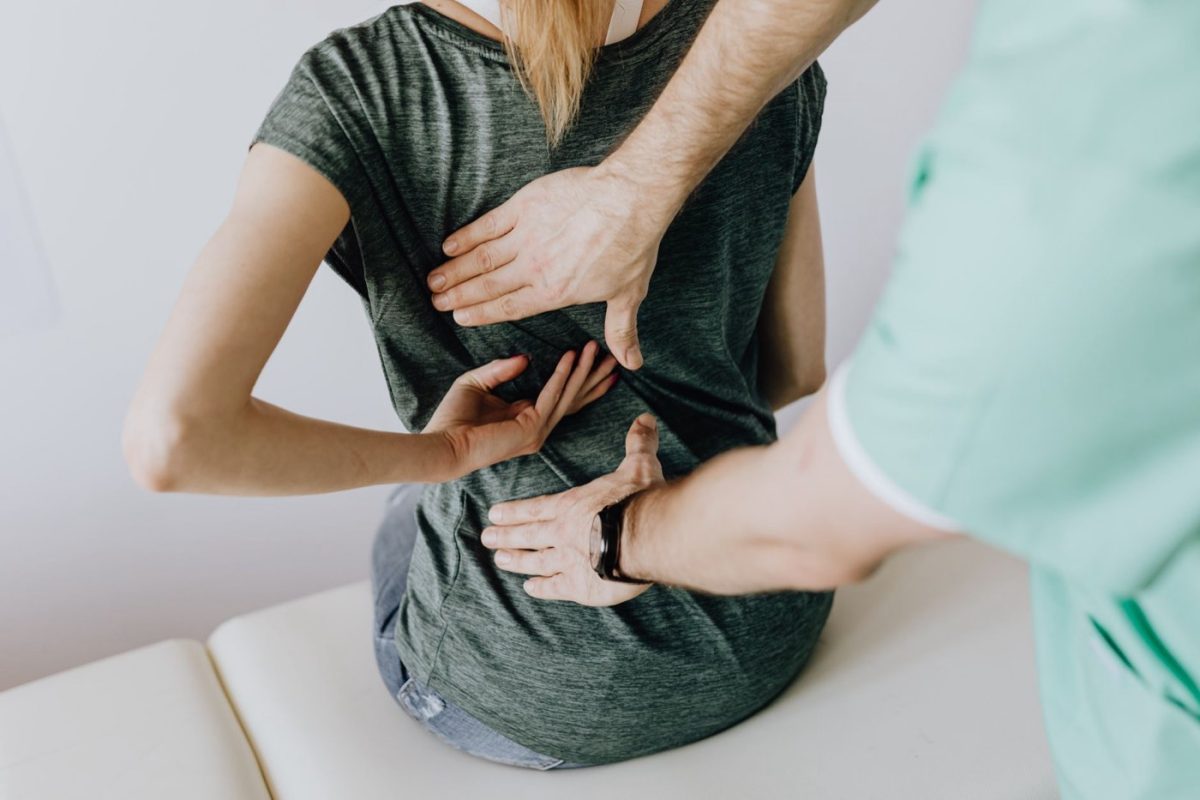 Quand consulter un ostéopathe pour douleurs musculaires