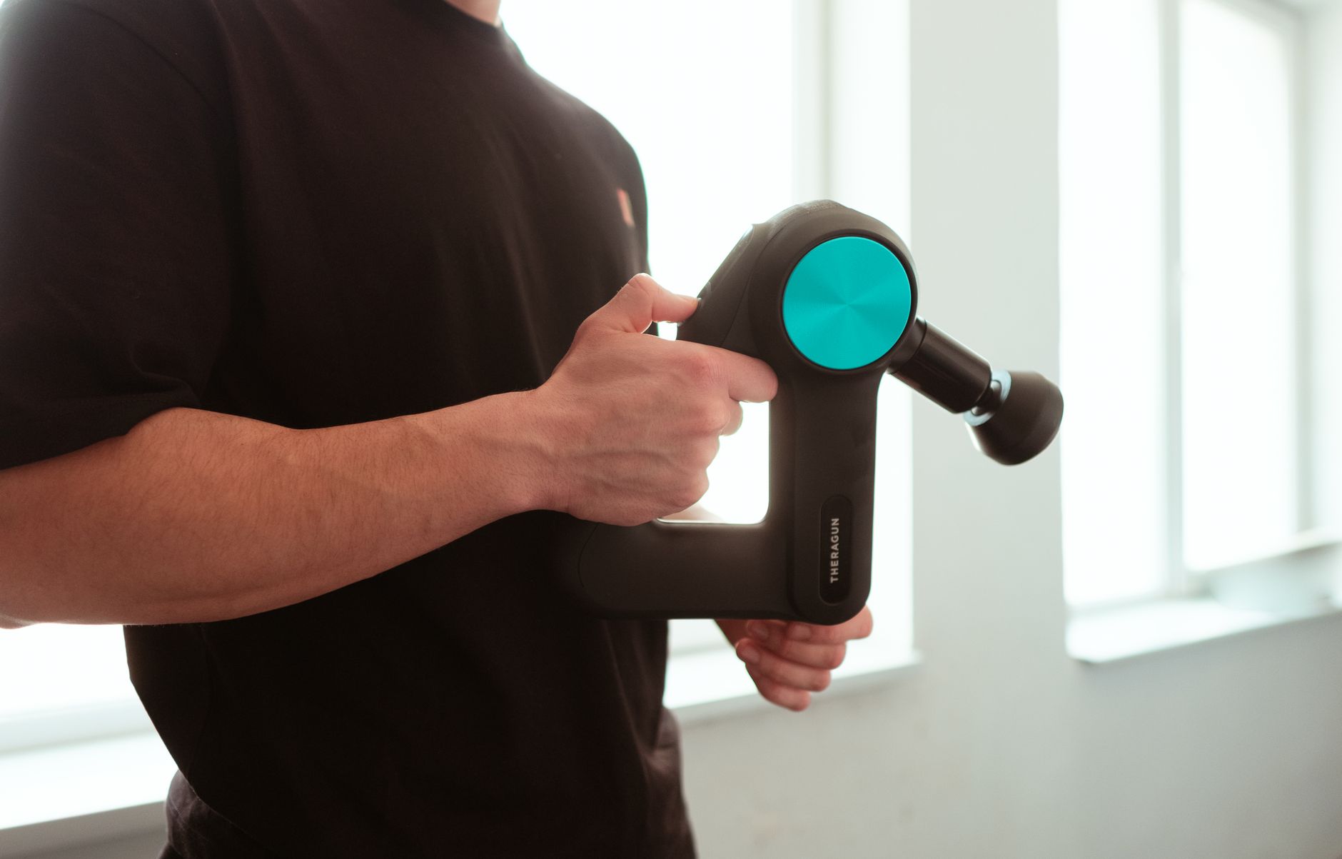 Rouleau vs balle de massage : quel outil pour relâchement