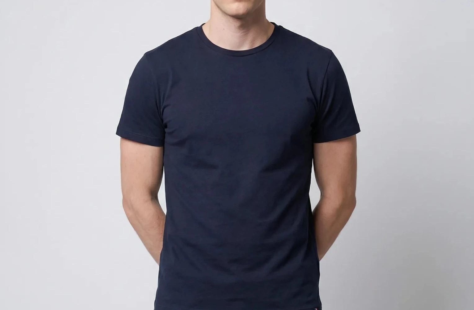 De la casquette au pantalon, une tenue d&rsquo;homme en fibres naturelles